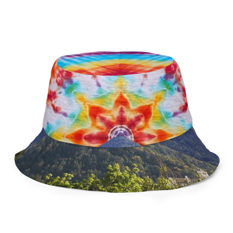 Reversible bucket hat Tie-Dye Mt Tamalpais Sky and Opal Green