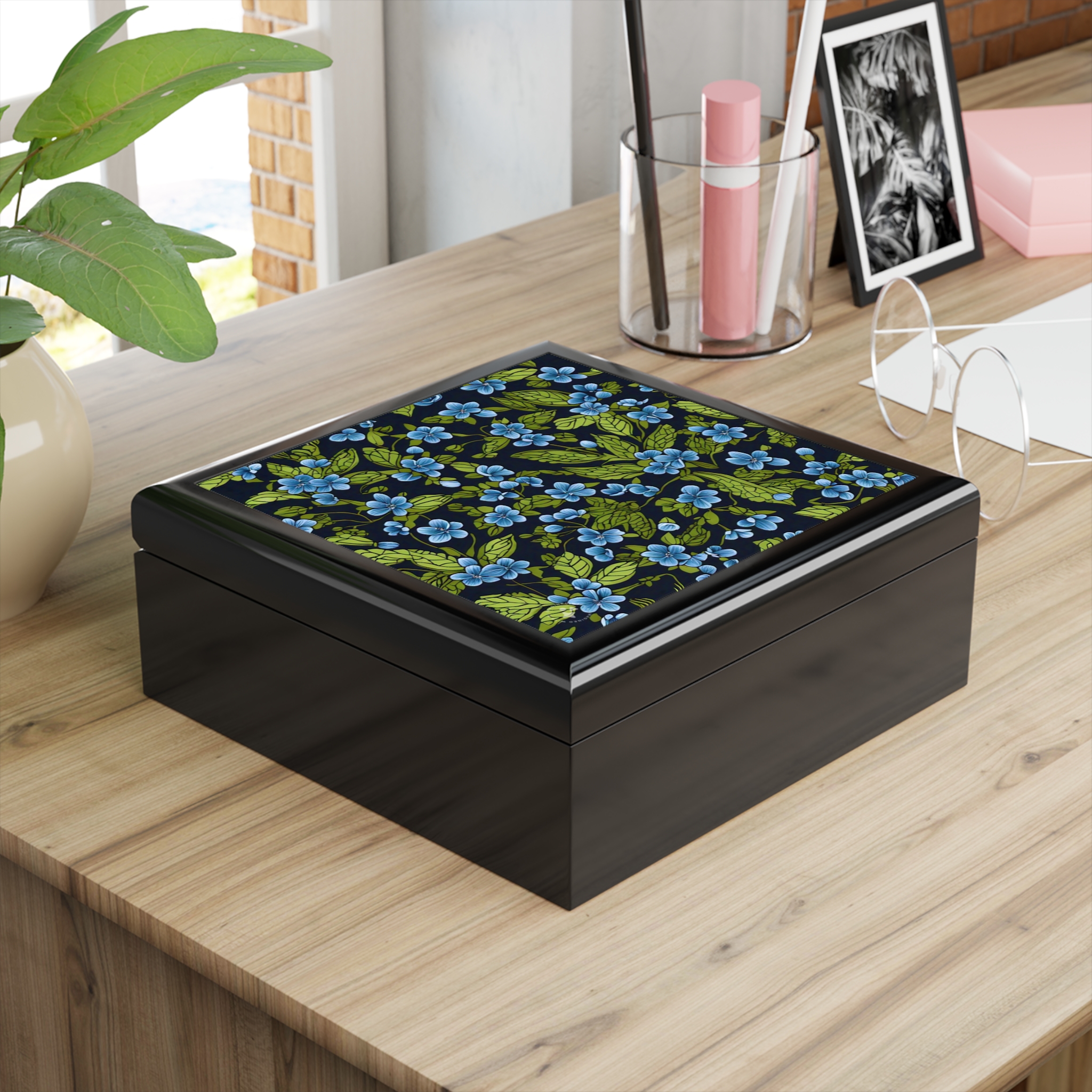 Forget-me-Not Jewelry Box with decorated glossy sublimation ceramic tile fitted lid - Image 2