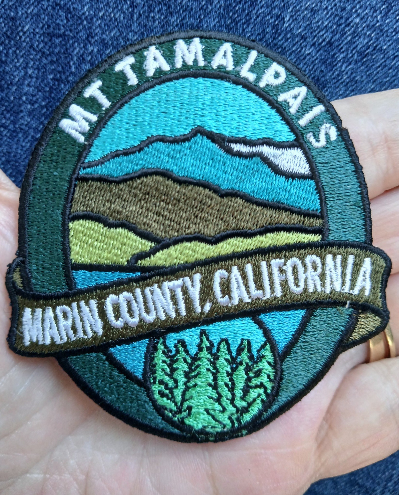 250 pack Product - Embroidered Iron-on / Sew-on Patch - Mt Tamalpais Marin County California Oval Souvenir Design - Made in USA - Image 3